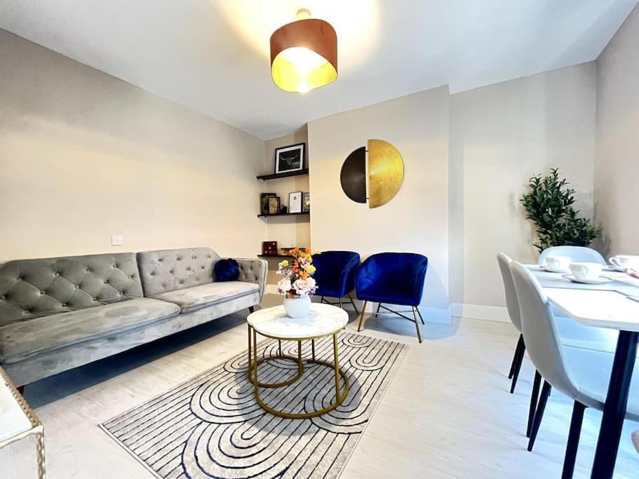 Central Winchester Serviced Apartments Exterior foto